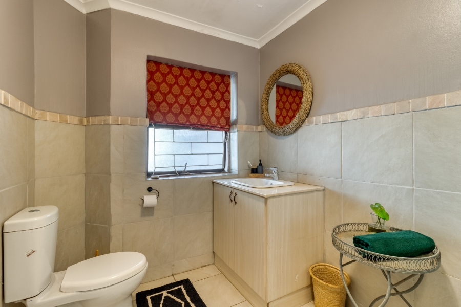 4 Bedroom Property for Sale in Fairview Heights Western Cape